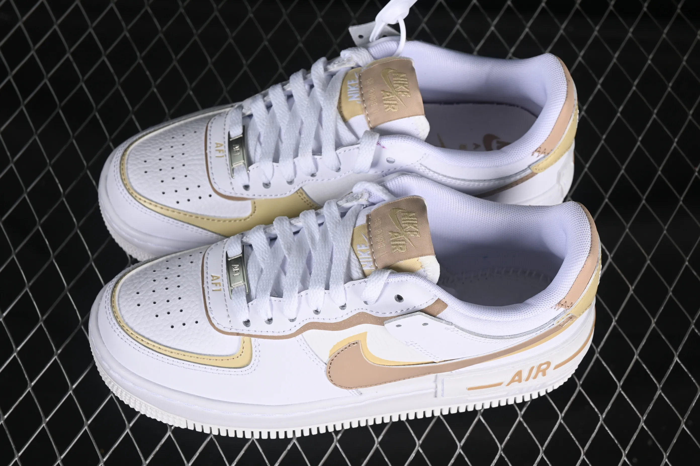 All Categories Nk Air Force 1 Air Force Series Nk Air Force 1 Shadow Air Force Lightweight Increase Nk Air Force 1 Shadow Air Force One Lightweight Increase Low-top Versatile Sneakers DZ1847-111